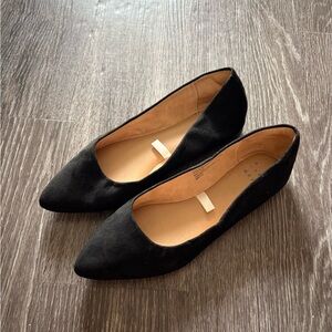 A New Day Black Pointed-Toe Women's Flats
